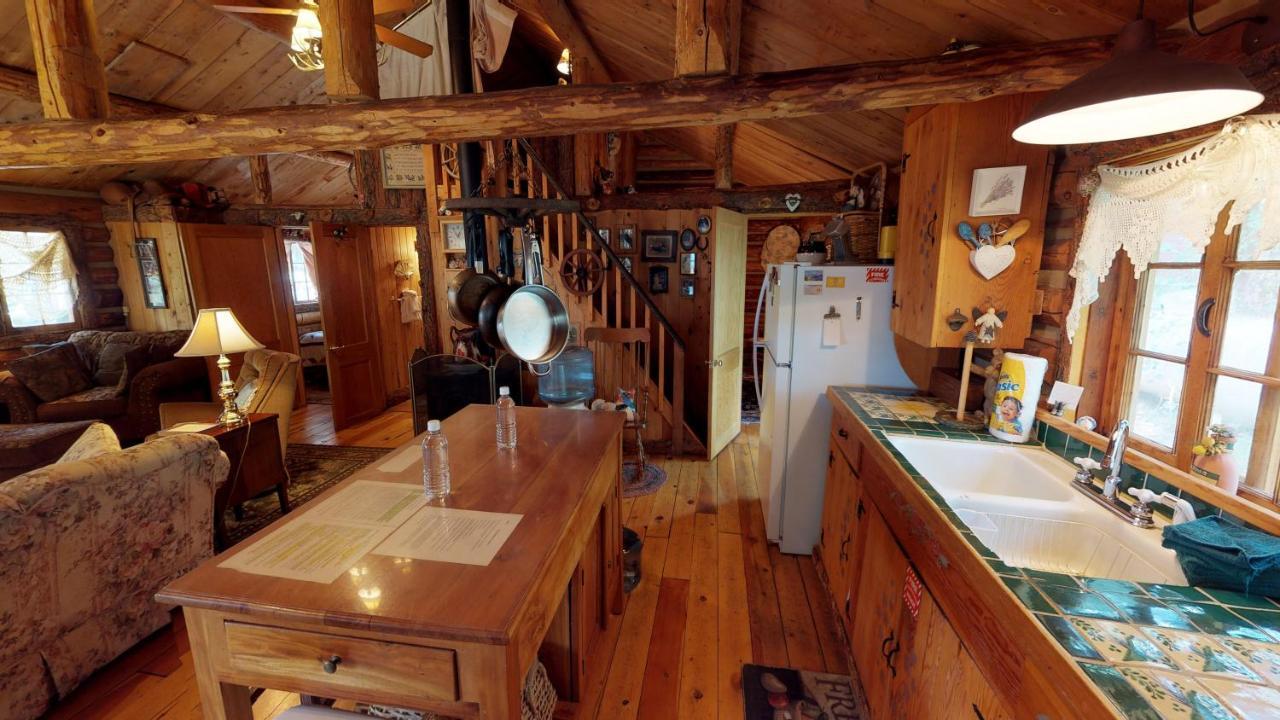 Cabin By The Creek With High Speed Wifi Red River Extérieur photo