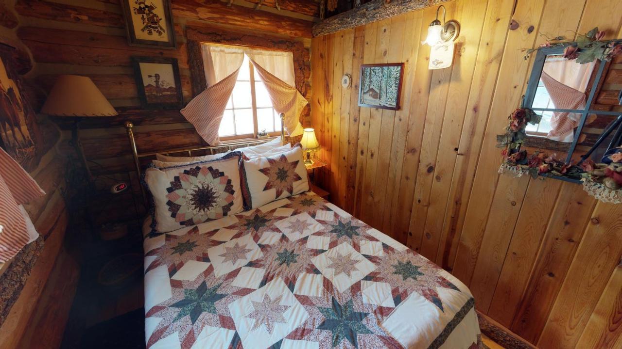 Cabin By The Creek With High Speed Wifi Red River Extérieur photo