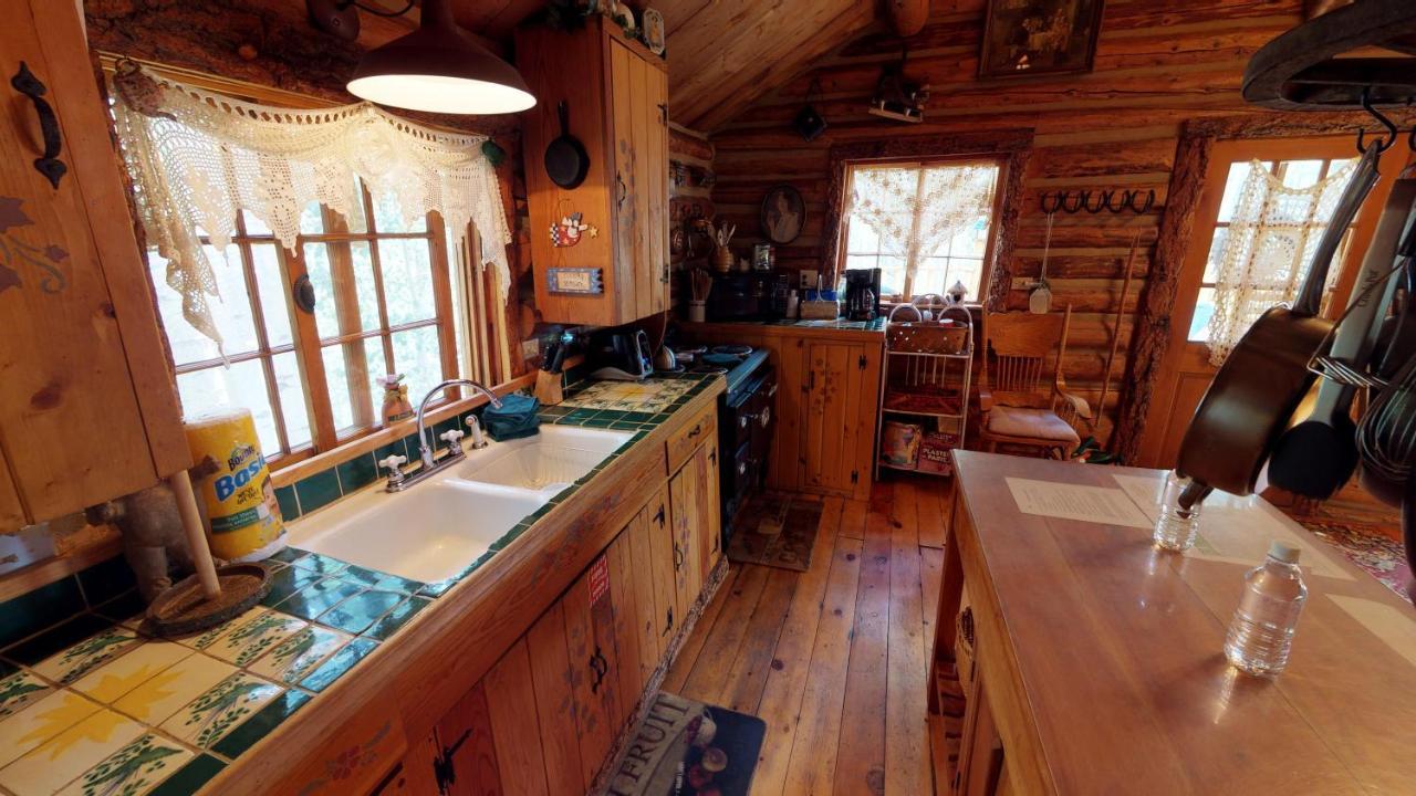 Cabin By The Creek With High Speed Wifi Red River Extérieur photo